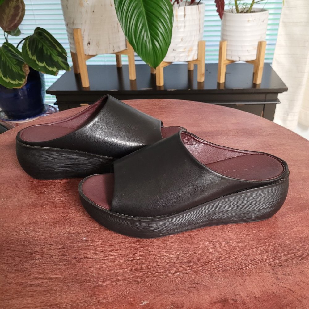 SANDALS - Picture 4 of 4